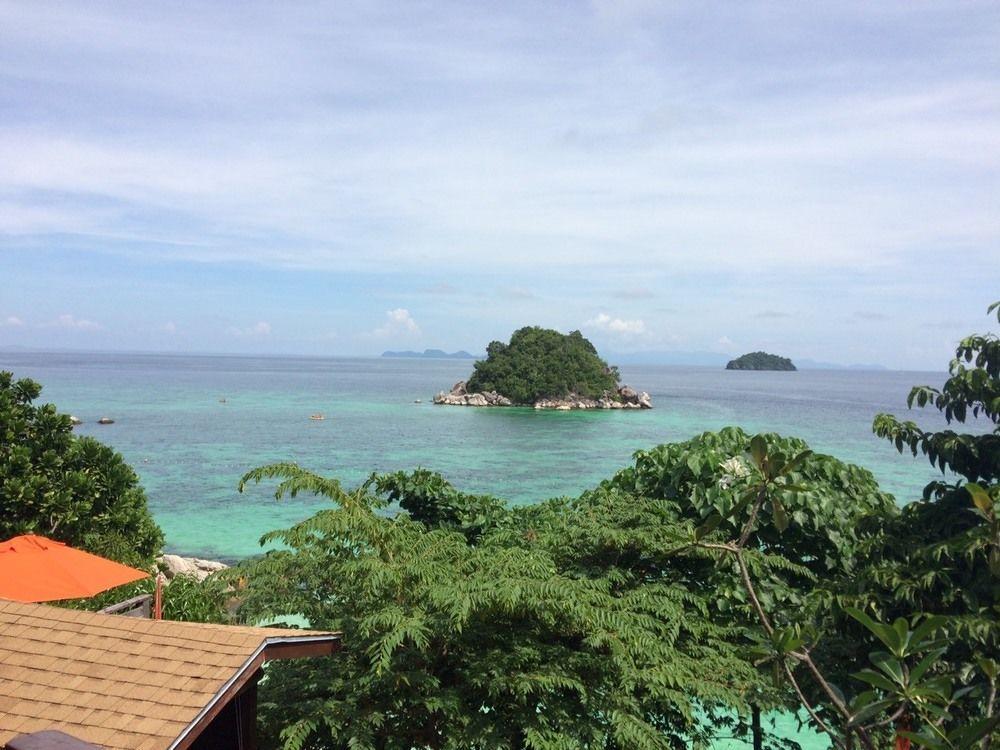 Serendipity Beach Resort Koh Lipe Eksteriør billede