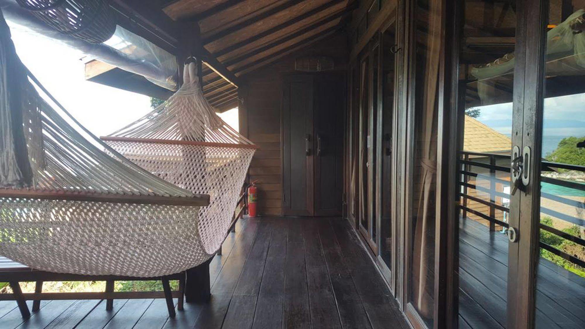 Serendipity Beach Resort Koh Lipe Eksteriør billede